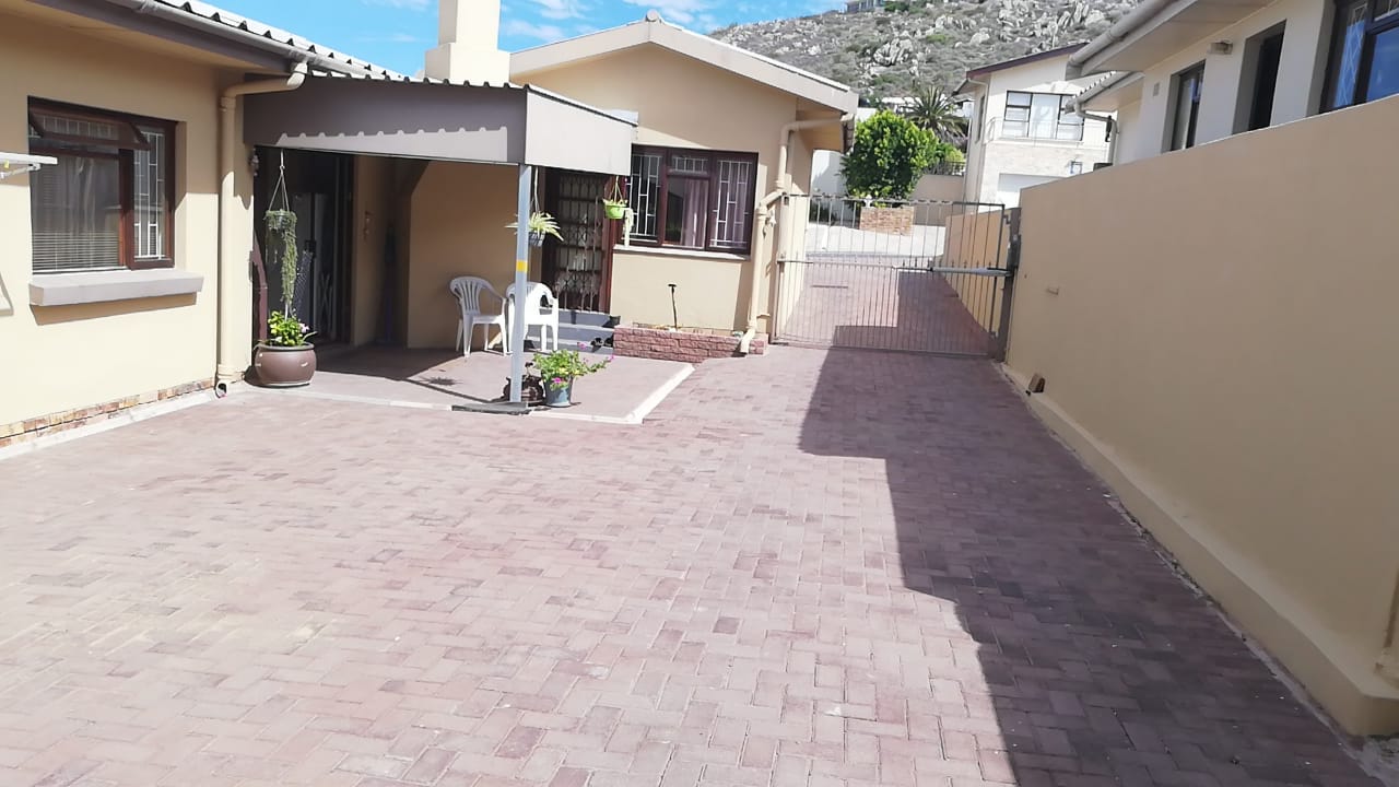 5 Bedroom Property for Sale in Saldanha Western Cape